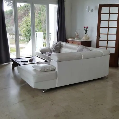 Villa T3 Bas De 130m2 Vue Golfe D'ajaccio Alata